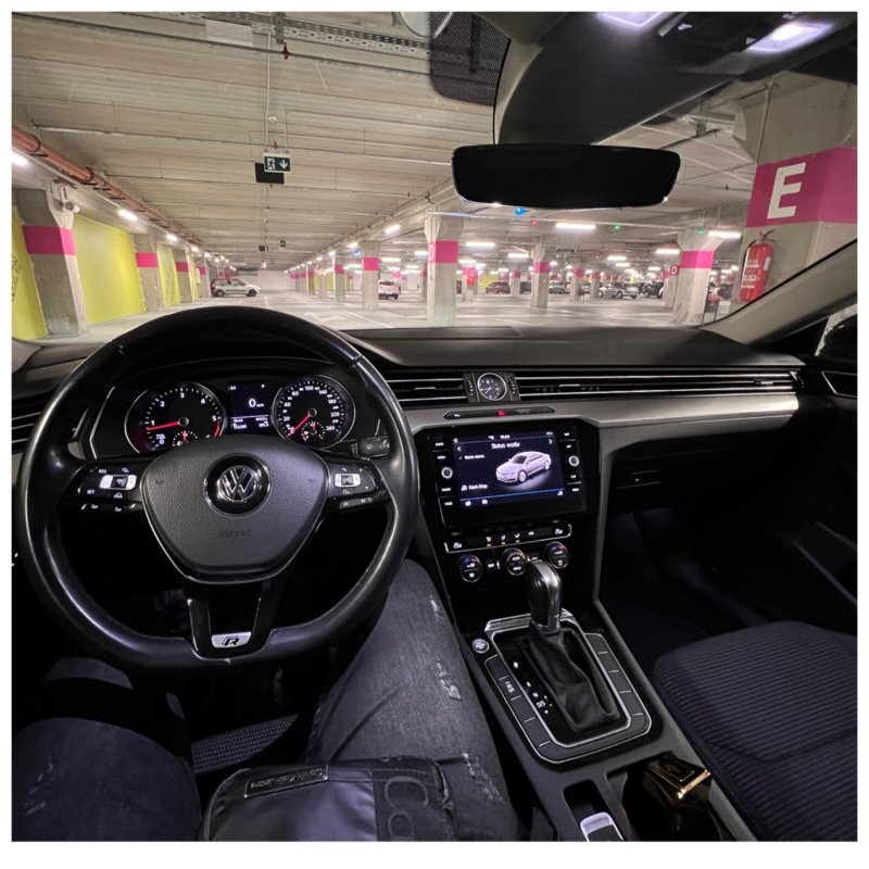Automobil