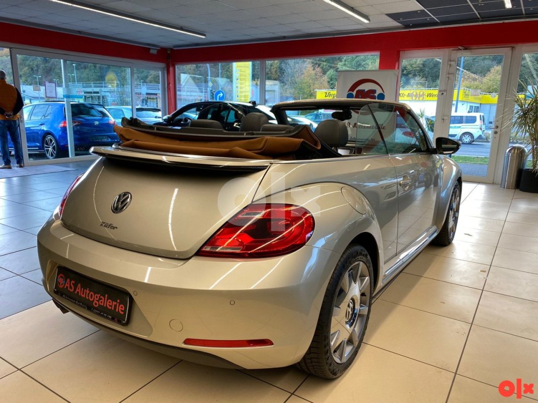 Automobil