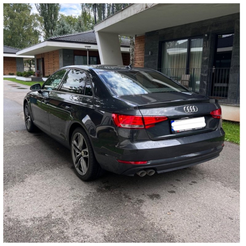 Automobil